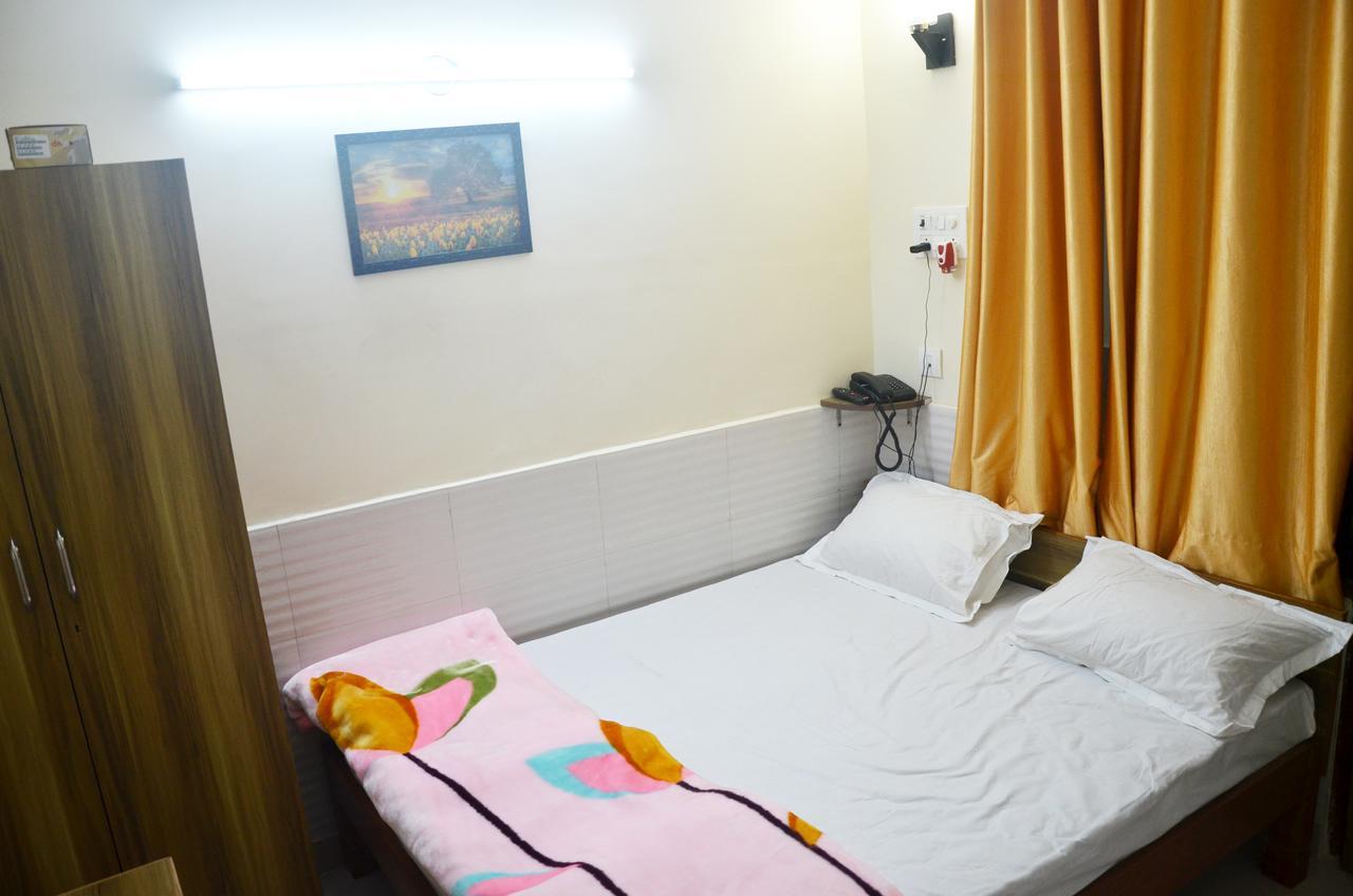 Shiv Shakti Guest House Greater Noida Eksteriør billede