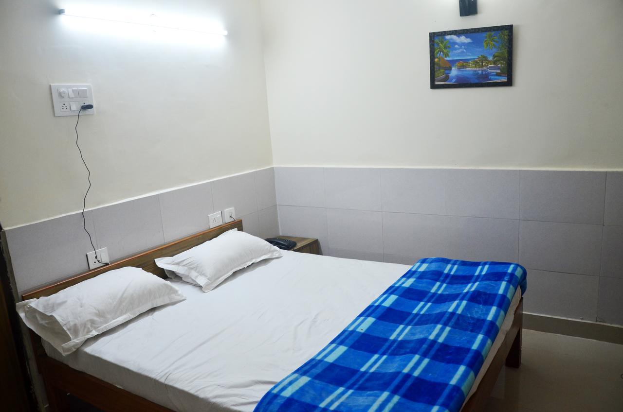 Shiv Shakti Guest House Greater Noida Eksteriør billede